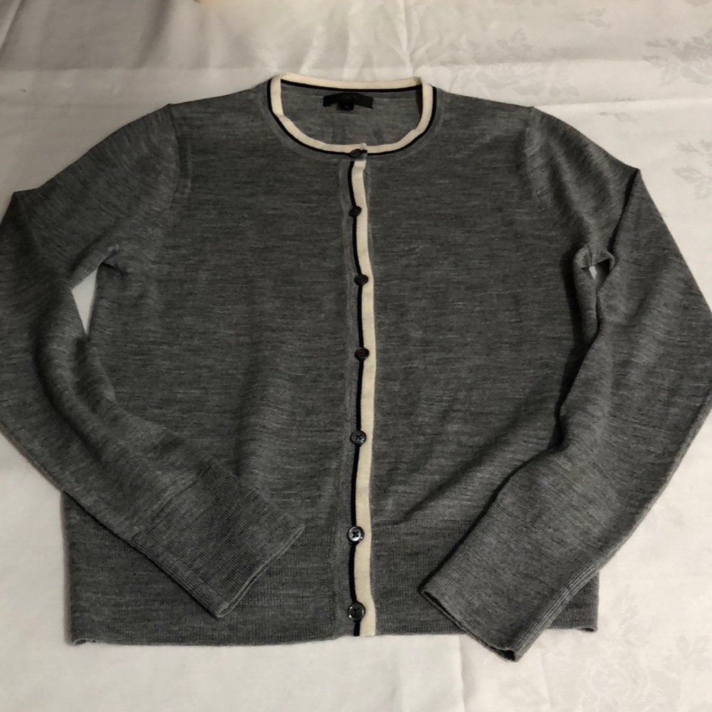 J.Crew merino wool heather gray & white M cardigan - Picture 5 of 8
